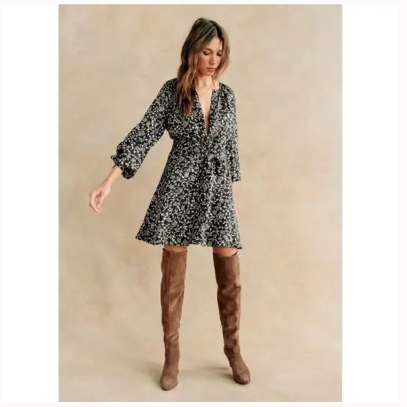 Sézane Merry Dress in Black & Ecru Floral Print - Picture 4 of 15